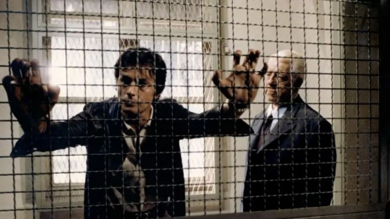 ორნი ქალაქში ქართულად | Deux hommes dans la ville Qartulad 